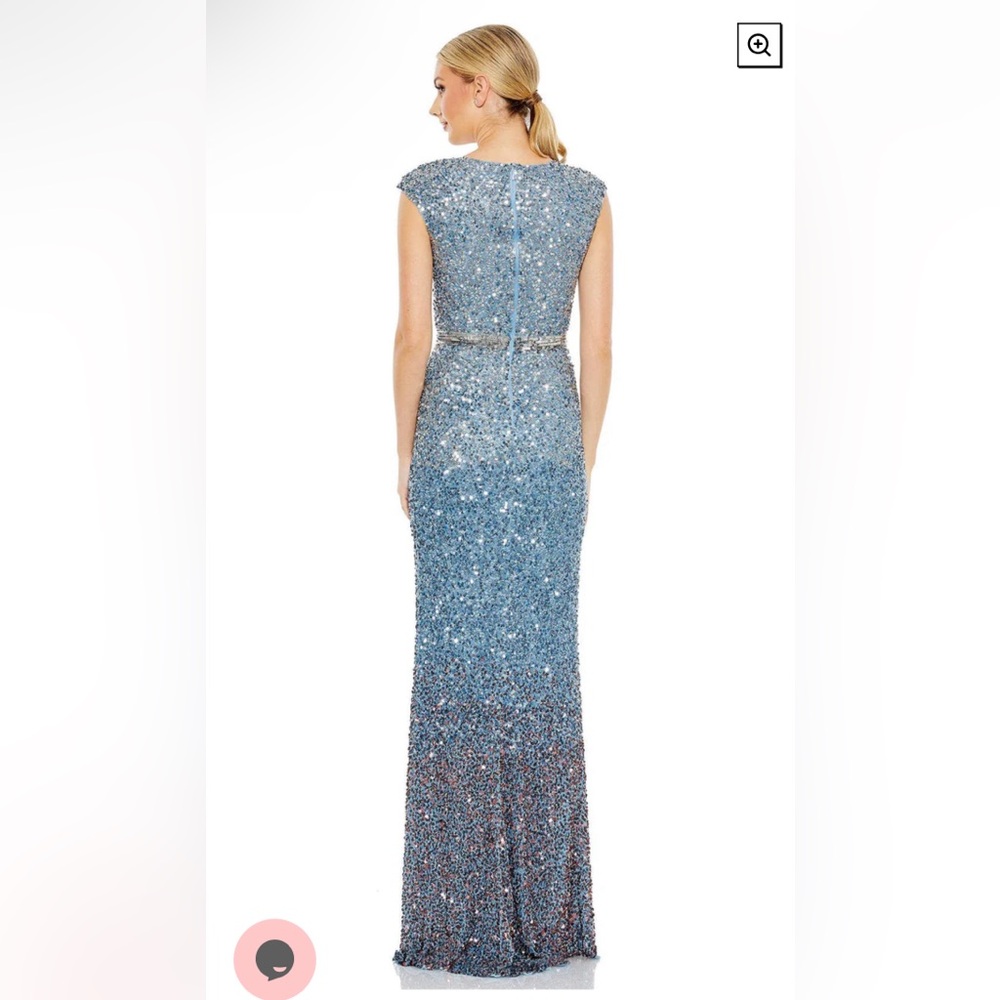 Cap sleeve Ombré sequin gown - Picture 2 of 3